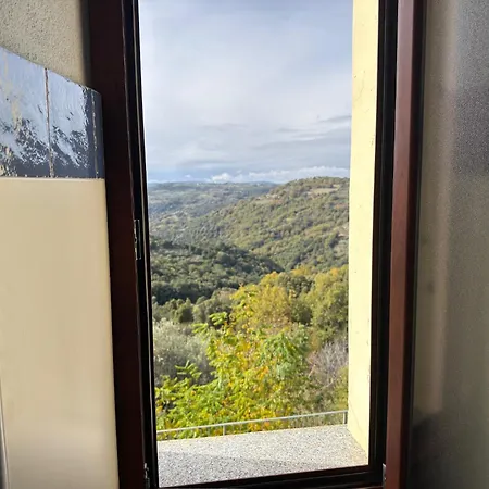 Stellaria In Montagna Panorama Stupendo Sardegna Seùlo
